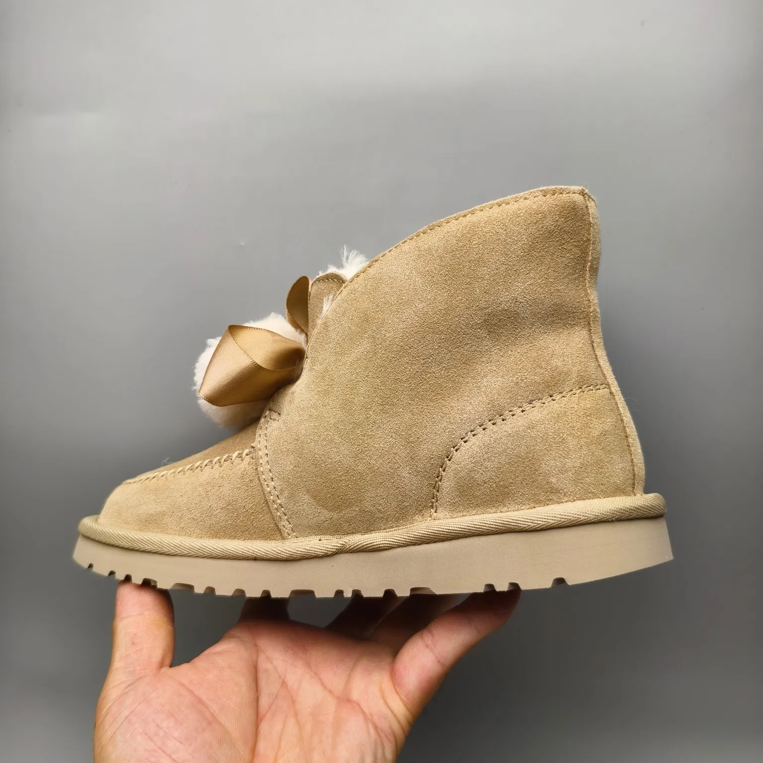 💰560 UGG sheepskin all-in-one snow boots 3517 double fur ball Kailin casual shoes Color: Maroon Sand Matching size: 35-40